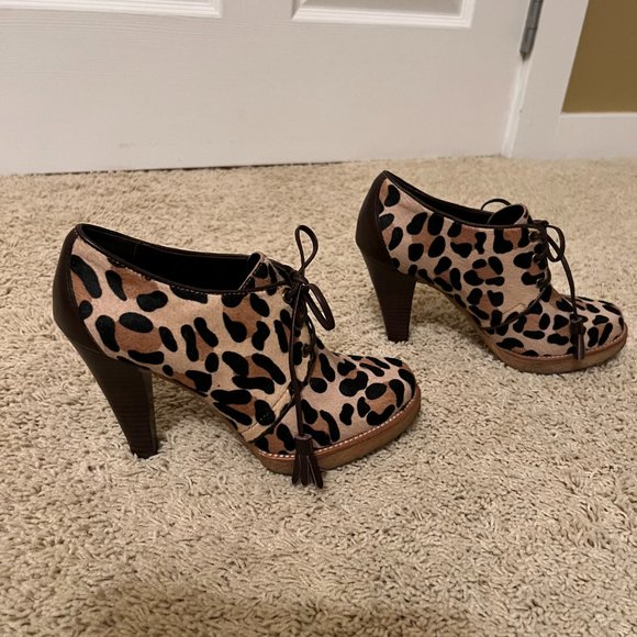 Coach Women's Size 8 shoe - Picture 3 of 6